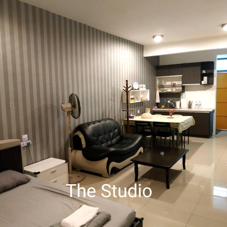 Private Guest Studio Homestay Kampar Ngoại thất bức ảnh